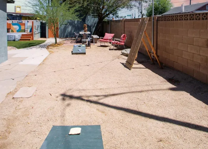 Guest house Unique*new*hot Tub Studio*mins To Dt & Phx Airport